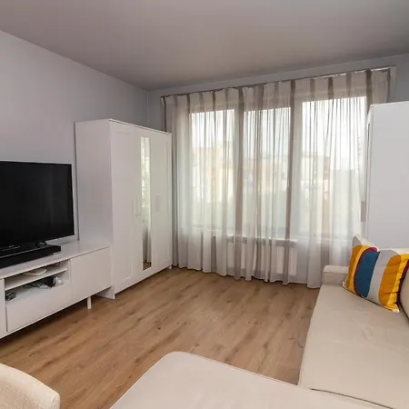 Nas' 1 Bedroom In Prestigious Area Sofia