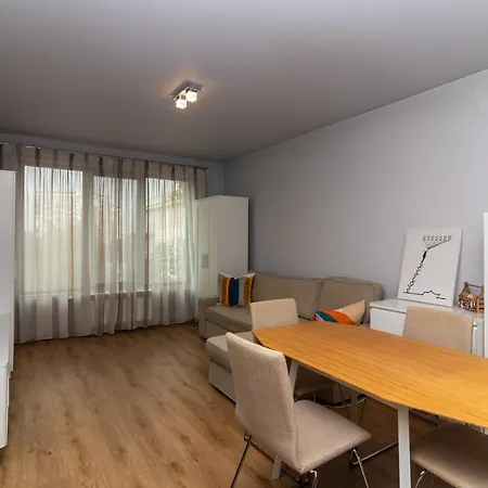Nas' 1 Bedroom In Prestigious Area